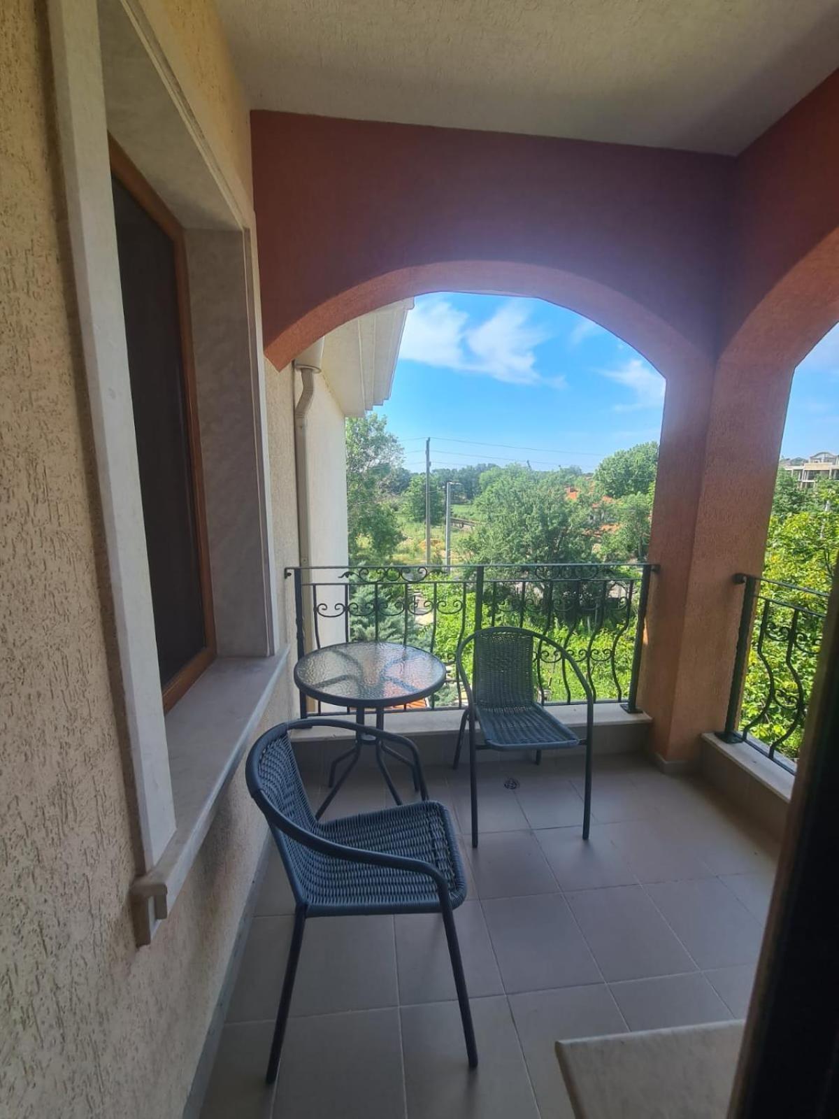 Villa B&B Варна Экстерьер фото